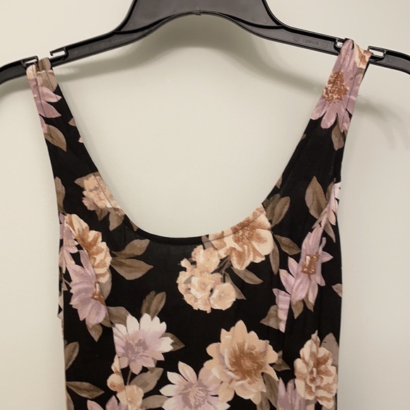 Forever 21 floral dress - Picture 3 of 7